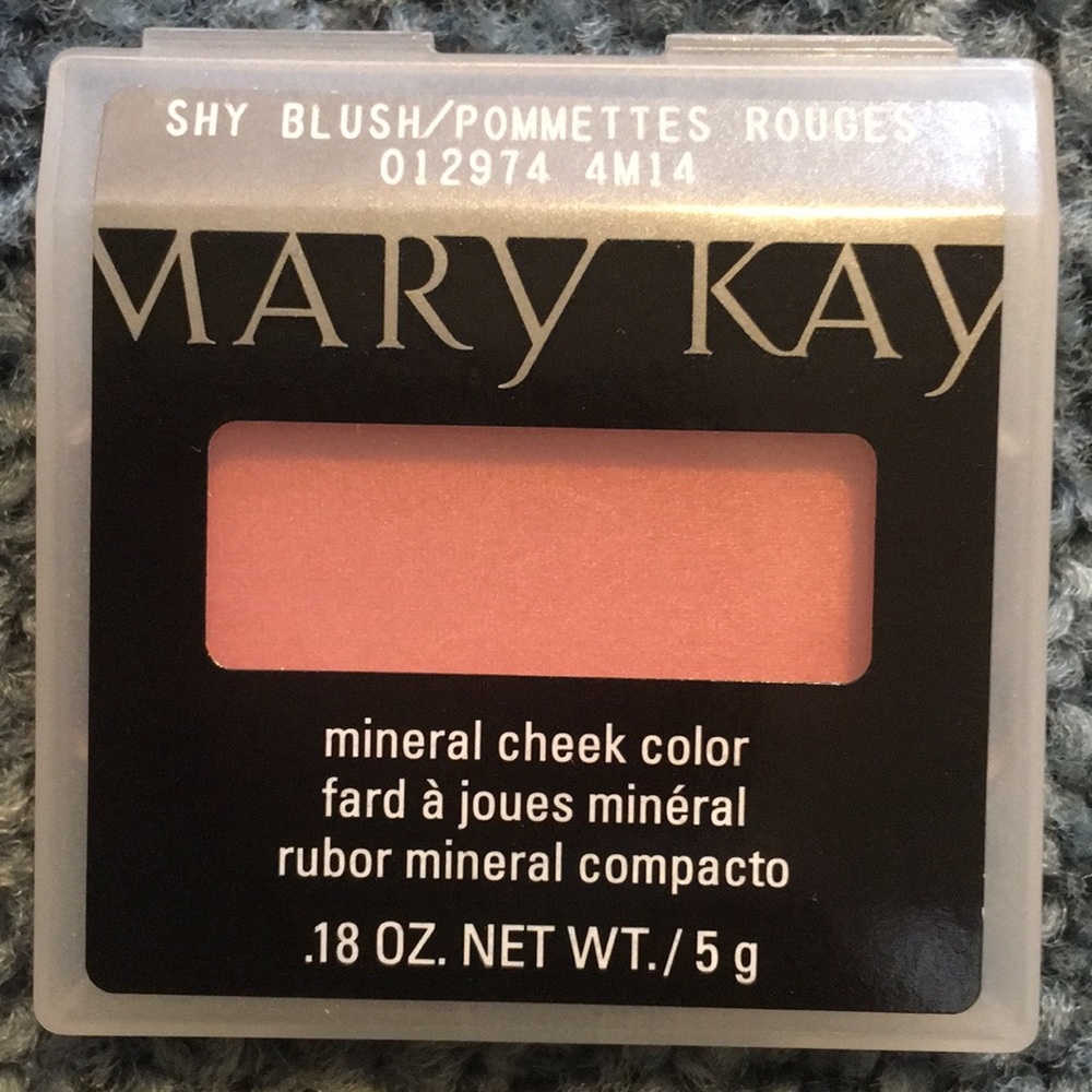 Mary Kay shy blush